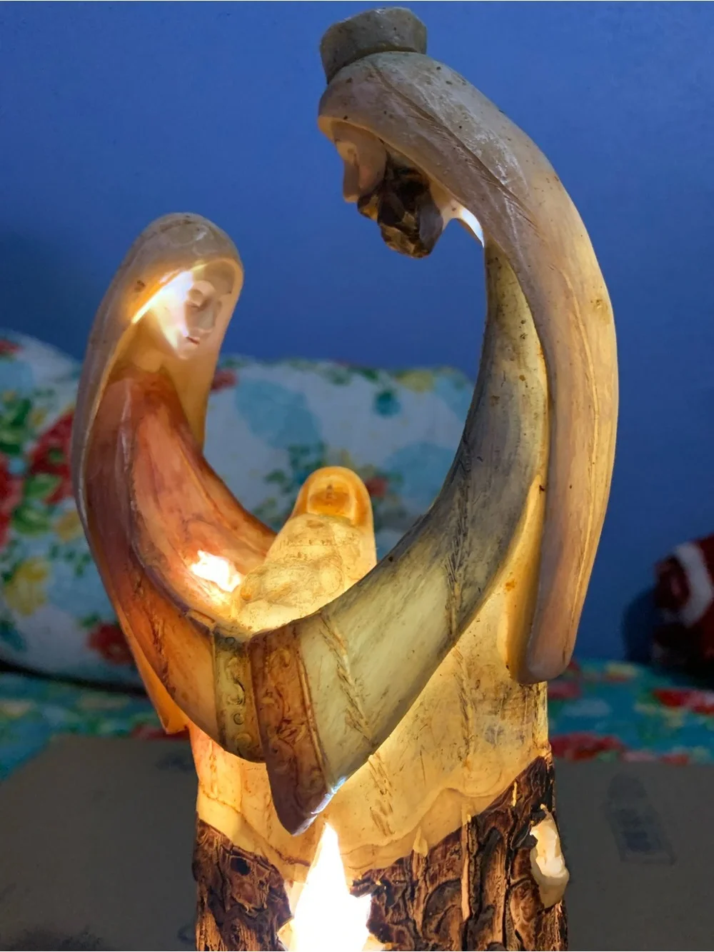 Vintage Carved Wood Look Resin Holy Family Sculpture Light